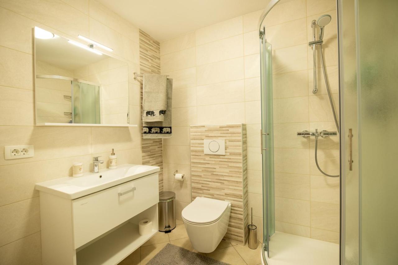 Pleasant Apartments Bled Ngoại thất bức ảnh