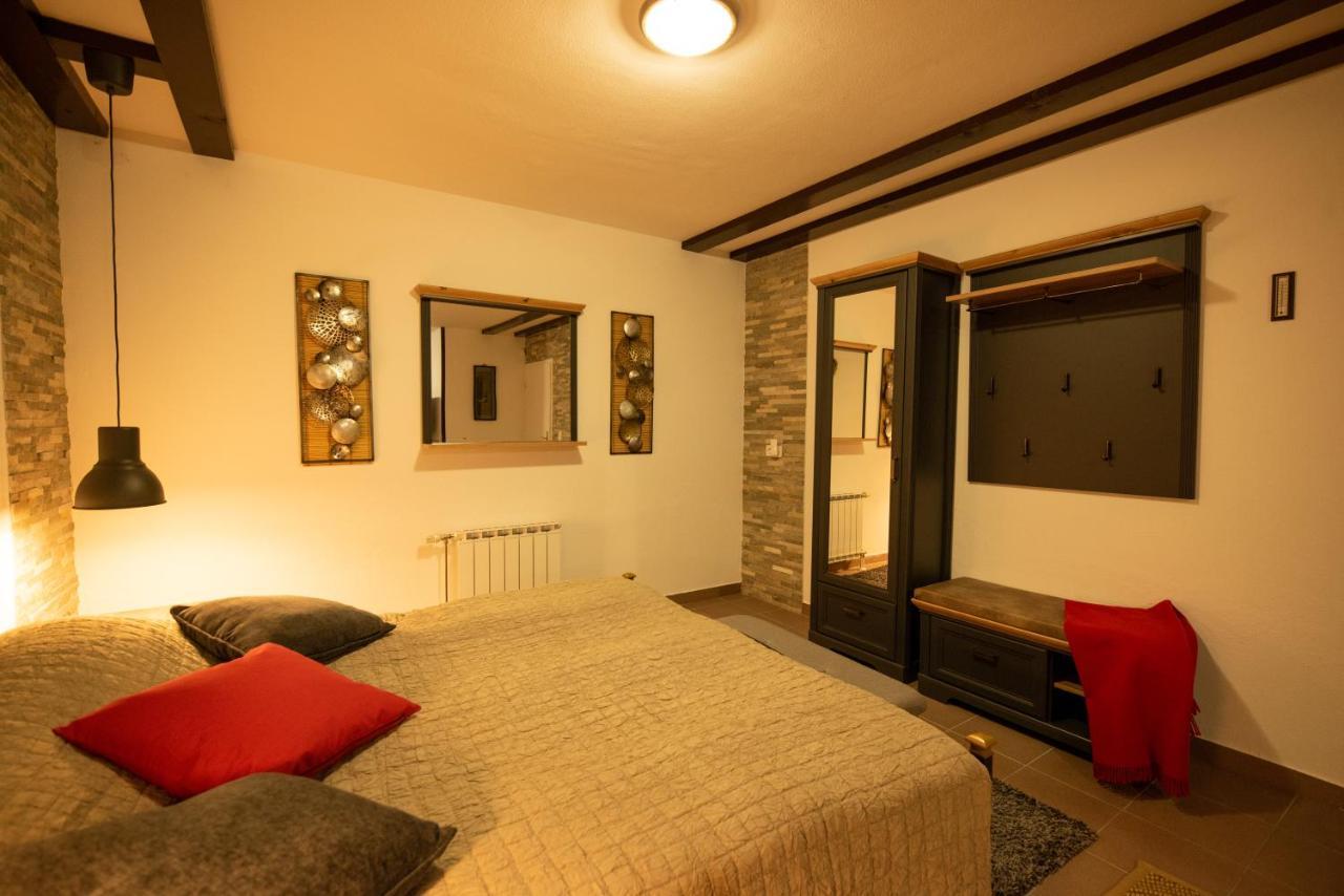 Pleasant Apartments Bled Ngoại thất bức ảnh