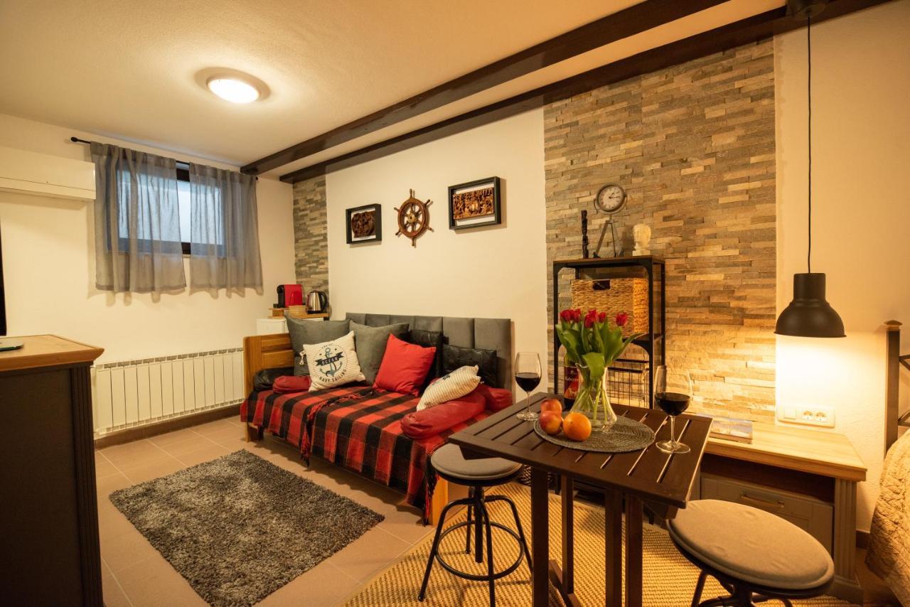 Pleasant Apartments Bled Ngoại thất bức ảnh